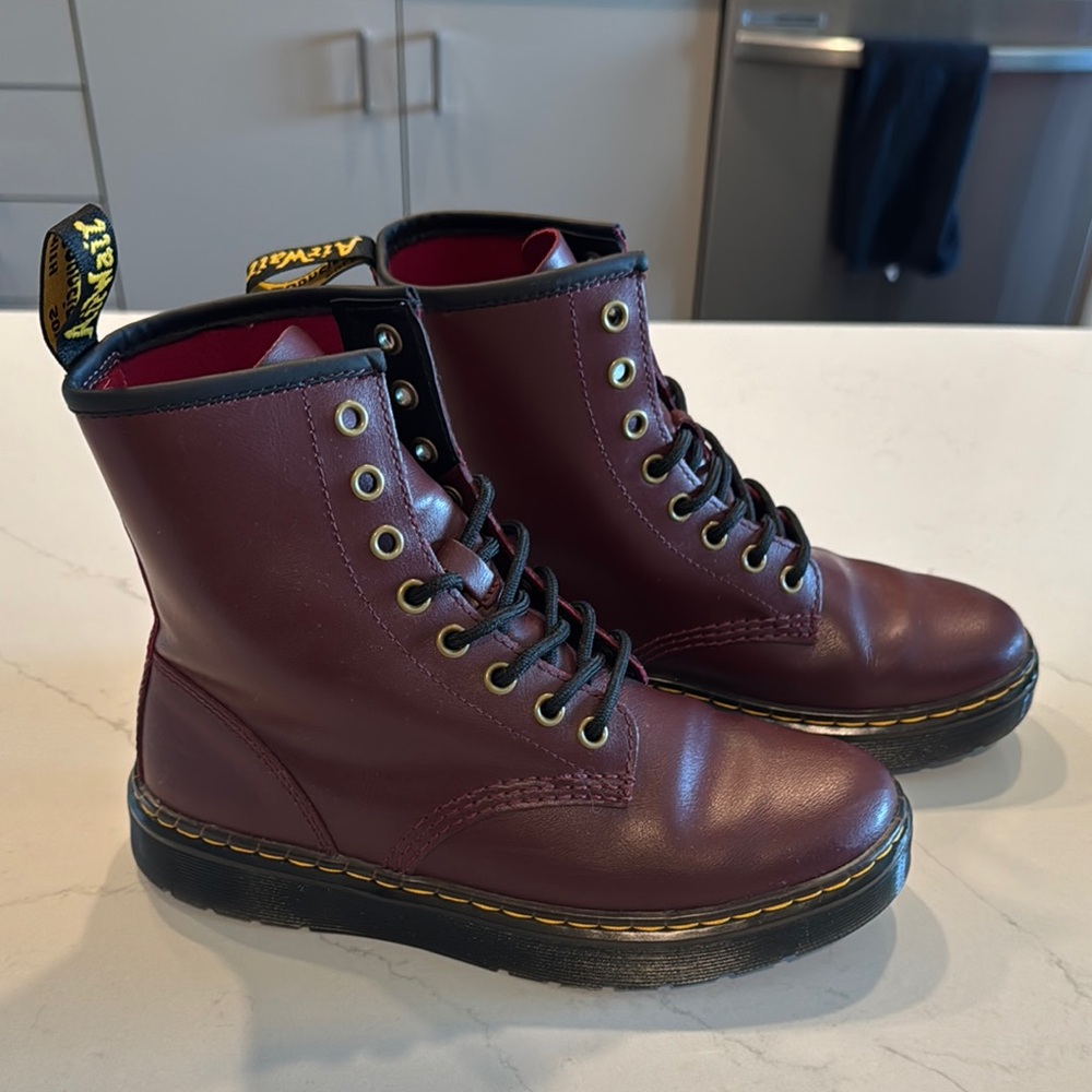 Dr. Martens Burgundy Leather Boots High-Top Design